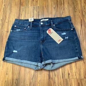 NEW Levi’s Mid-Length Shorts Size 16/W33